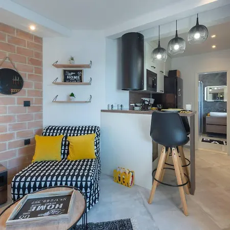 Апартаменты Sea View Apartments Oasis & Zen