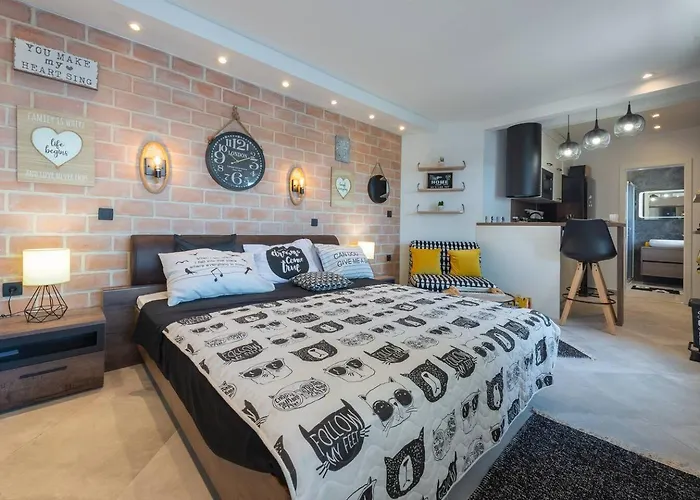 Апартаменты Sea View Apartments Oasis & Zen